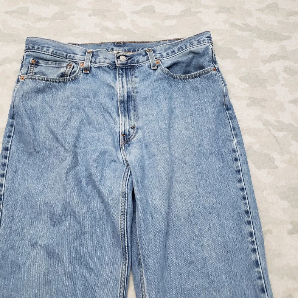 Levi's 550 Jeans Mens 38x30 Blue Relaxed Pockets Denim Medium Wash